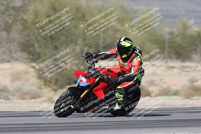 media/Jan-15-2026-Racers Edge (Thu) [[dfebeb70ab]]/3-B Group/Session 4 (Turn 6 Inside)/